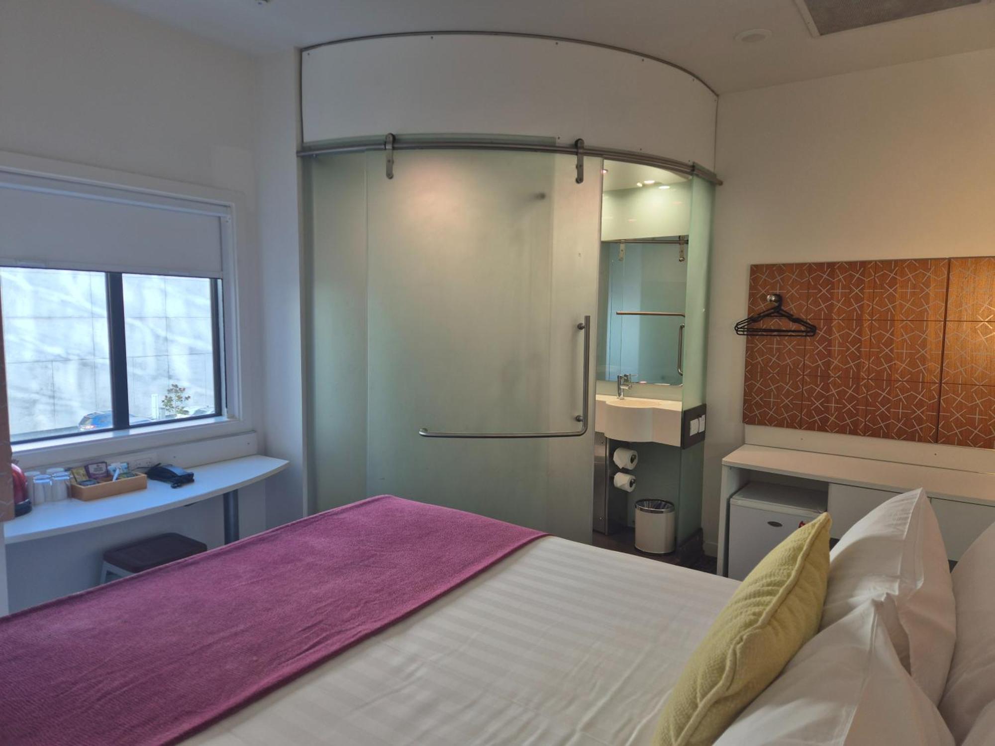 Hotel Breakfree On Cashel, An Accor 3*