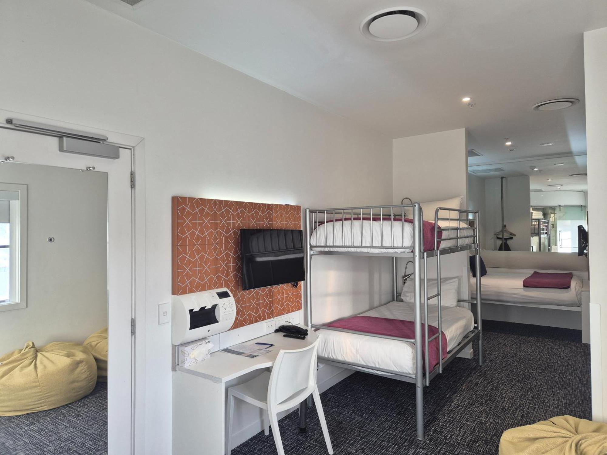 Breakfree On Cashel, An Accor Hotel 3*
